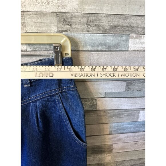 Vintage Levis Tapered Jeans Women’s Size 14 High Rise Pleated Front Made in USA - Picture 5 of 16